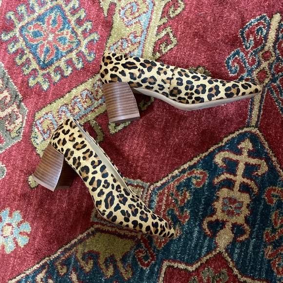 Zara leopard pointed toe heels - Picture 2 of 4